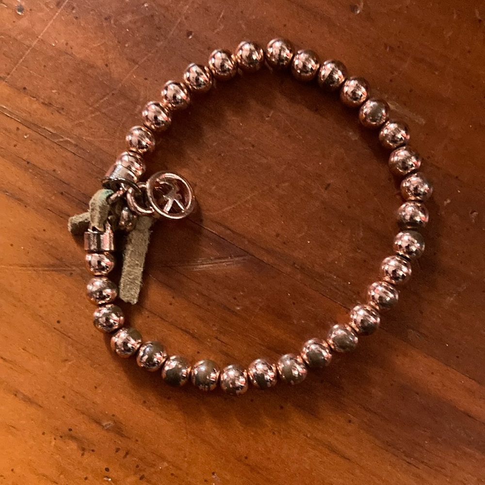 Elegant Gold Beaded Bracelet